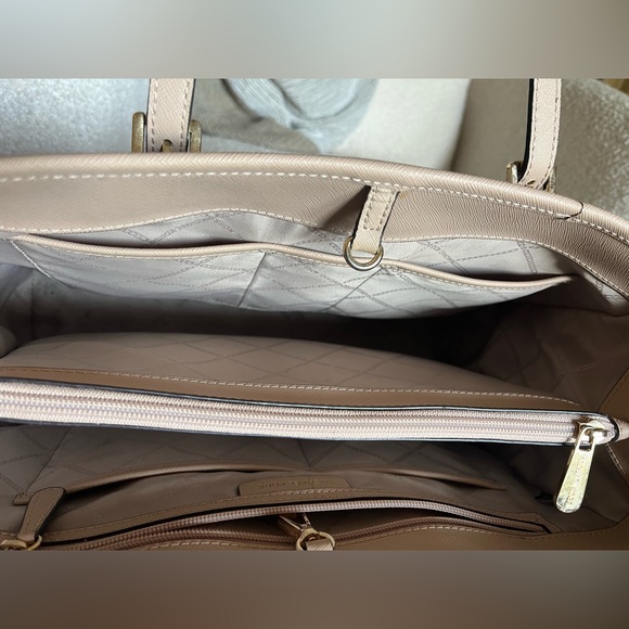 Michael Kors Jet Set Travel Large - Picture 4 of 6